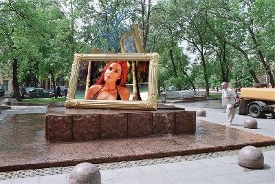 Фотоэффект сделать на фонтане в каменной картине
